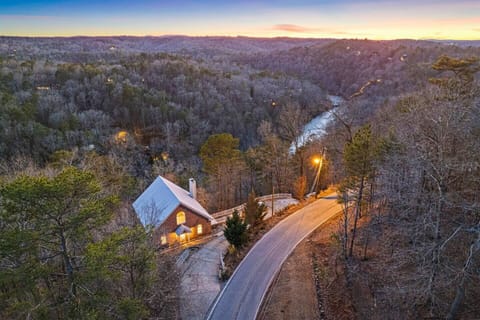 Located in the mountains close to Coosawattee River