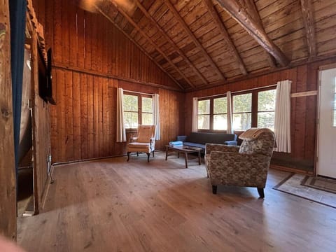 Open concept living and dining area to enjoy every moment with your loved one