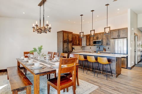 Enjoy A Family Dinner In Your Private Space