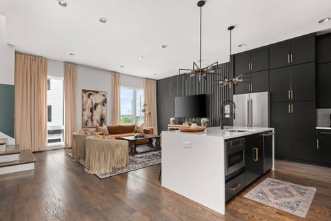 Welcome to your Nashville Retreat!