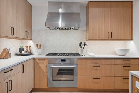 1711470517375-2186-12