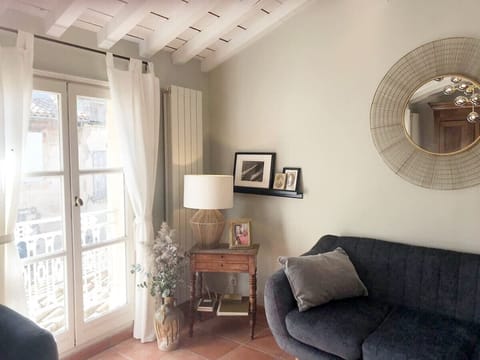 Salon - New Living Room