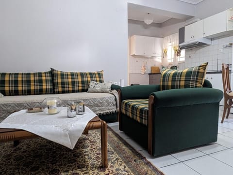 Apartment | 2 bedrooms, desk