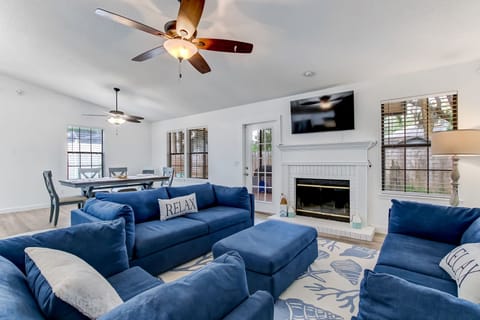 Create Unforgettable Family Memories in the Comfortable Living Room