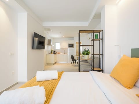 Superior Studio | Memory foam beds, laptop workspace, soundproofing, iron/ironing board