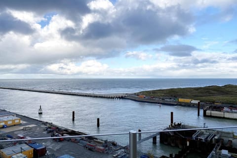 Surroundings [summer] (1-5 km)