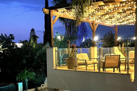 Villa | Terrace/patio