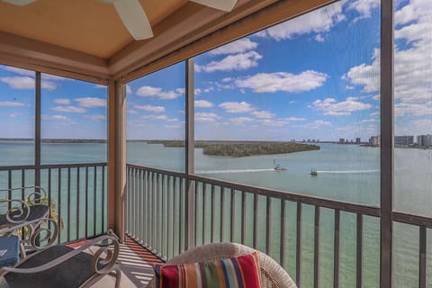 Enjoy FABULOUS VIEWS of the BAY from your private Screened In Lanai