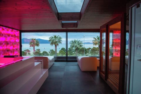 Couples treatment rooms, Turkish bath, body treatments, Swedish massages