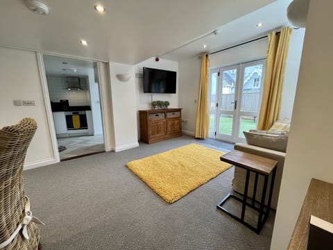 Living Room / Lounge