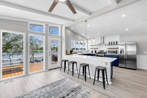 Floor to ceiling lake views.