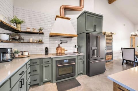 Touch control induction cooktop along with oven for air frying, convection, etc.