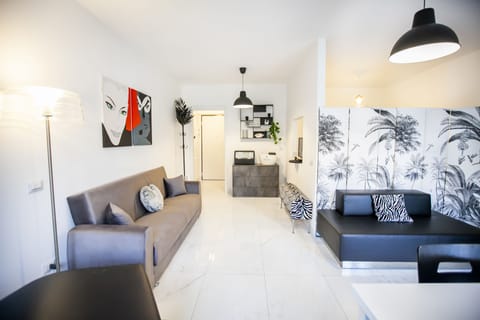 Classic Apartment | Living area | Flat-screen TV