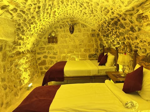 Family Room | Minibar, free WiFi