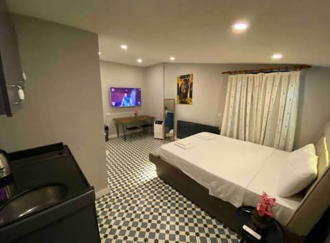 Classic Double Room | Soundproofing, iron/ironing board, free WiFi