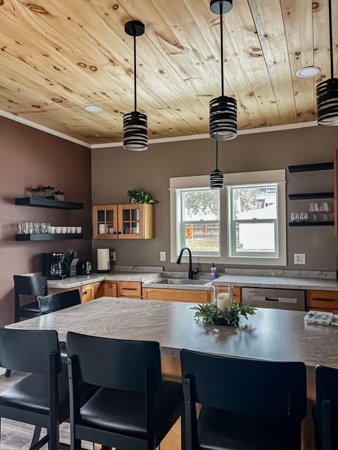 Main Level Dining/Kitchen