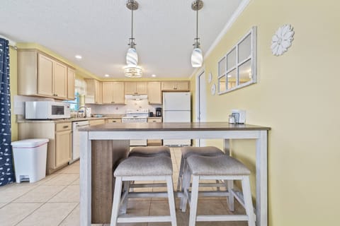 Plenty of seating for the whole family!