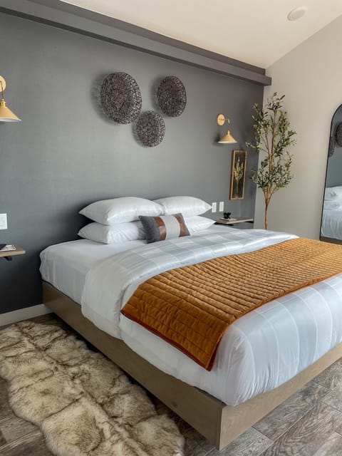 Cozy king bed