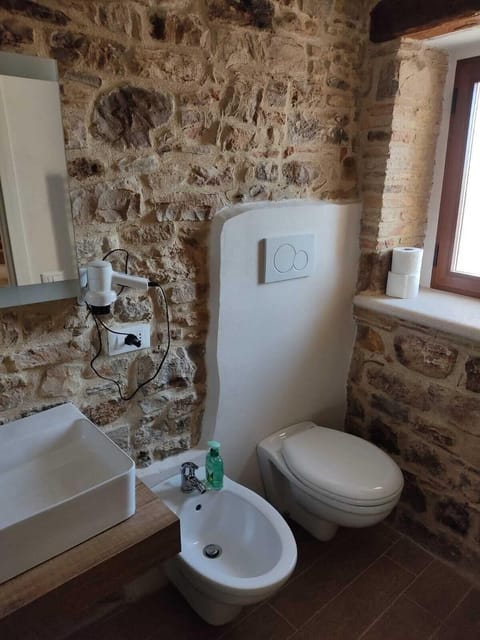 Family Studio | Bathroom