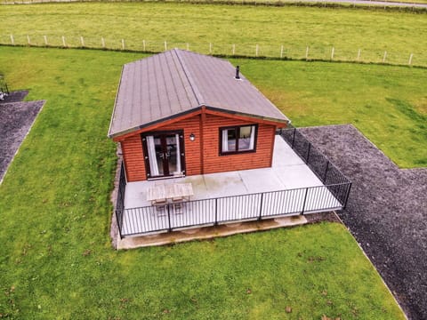 Window, Building, House, Natural Landscape, Slope, Land Lot, Grass, Wood, Cottage, Grassland