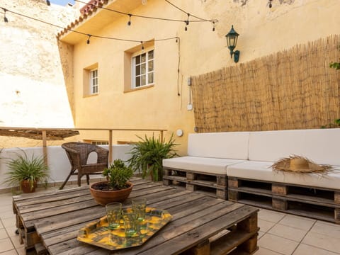 Plant, Table, Building, Property, Window, Furniture, Flowerpot, Flower, Wood, Outdoor Furniture