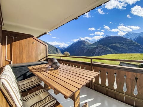 Mountainous Landforms, Mountain, Hill, Mountain Range, Highland, Valley, Ridge, Hill Station, Alps, Wood Stain