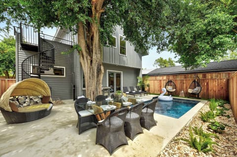 Unit A | Private Outdoor Area | Pool | Sun Loungers | Outdoor Dining & Seating Area | Grill | First Floor
