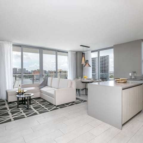 House | 3 bedrooms, desk, high-speed internet