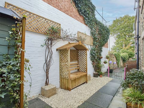 Exterior | Cobblers Cottage, Barnard Castle