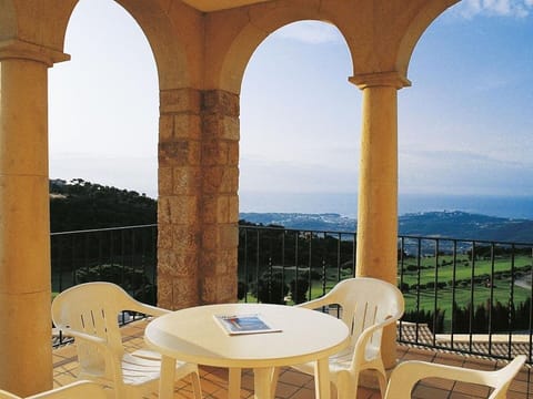 Table, Furniture, Sky, Property, Food, Cloud, Tableware, Chair, Nature, Tree