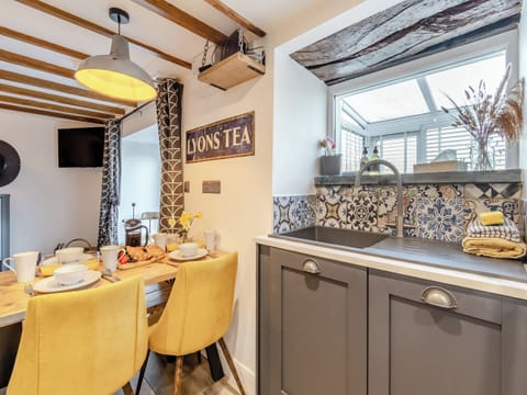 Open plan living space | Ty Rhiw, Cilgerran