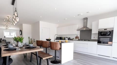 Kitchen & Dining at Valore Property Services Short Lets & Serviced Accommodation