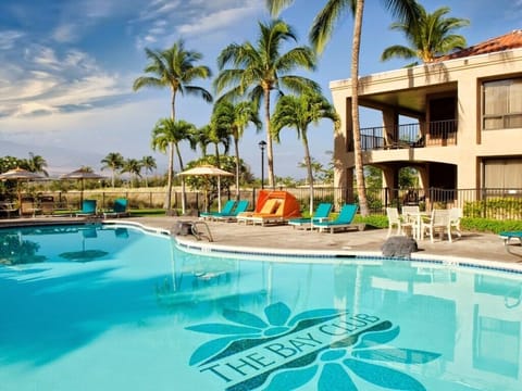 The Bay Club, a Hilton Grand Vacations Club_1.jpg