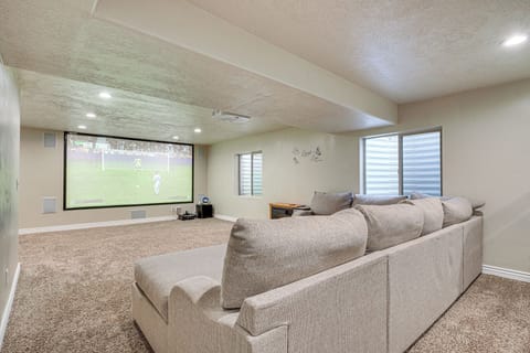 South Jordan Vacation Rental | 1BR | 1BA | 1,000 Sq Ft | Stairs to Enter