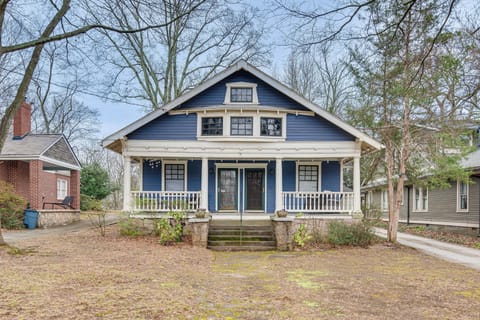 Decatur Vacation Rental | 2BR | 1BA | 1,000 Sq Ft | 8 Steps Required to Enter