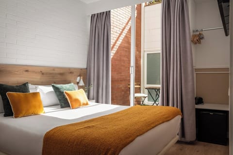 Standard Double Room | Blackout drapes, free WiFi, bed sheets