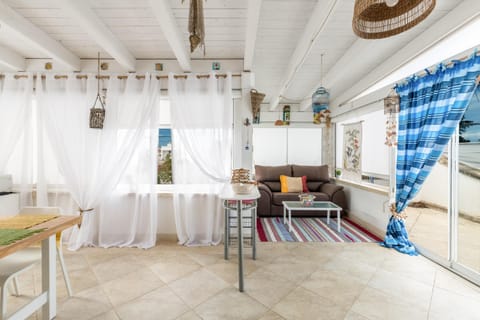 Apartment | Dining room