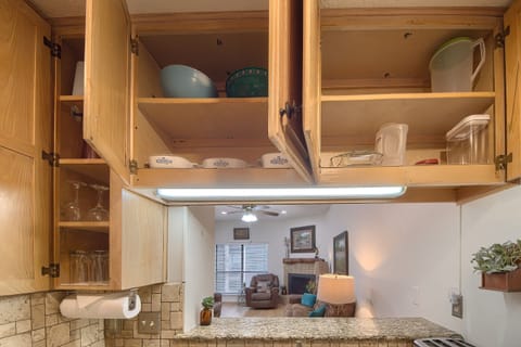 Fully Equipped Kitchen!