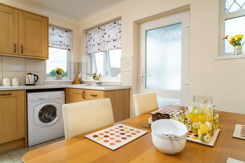 Kitchen and dining area at 2 Rock Cottage
