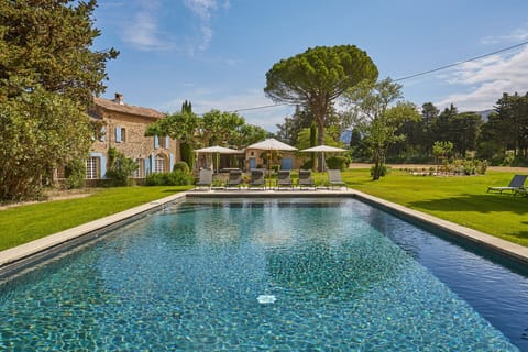 Romantic vacations in the heart of Provence at Pays des Sorgues