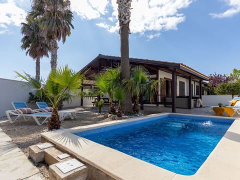 Swimming Pool, Resort, Composite Material, Shade, Eco Hotel, Estate, Villa, Hacienda, Hotel