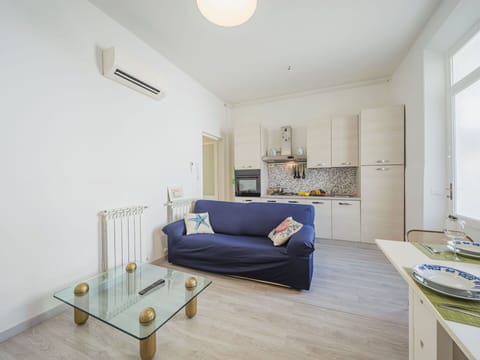 Water, Sky, Swimming Pool, Plant, Azure, Blue, Tree, Outdoor Furniture, Building, Shade