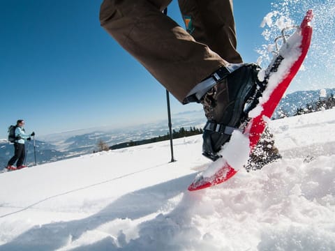 Sky, Snow, Mountain, Slope, Outdoor Recreation, Ice Cap, Sports Equipment, Freezing