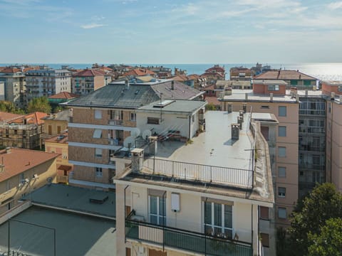 Sky, Property, Furniture, Building, Table, Interior Design, Shade, Plant, Leisure, Condominium