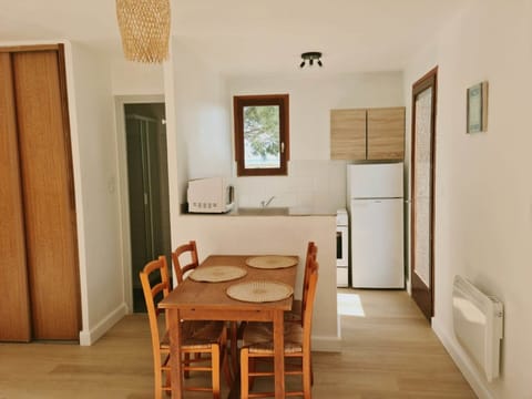 Furniture, Table, Wood, Door, Picture Frame, Interior Design, Flooring, Chair, Floor