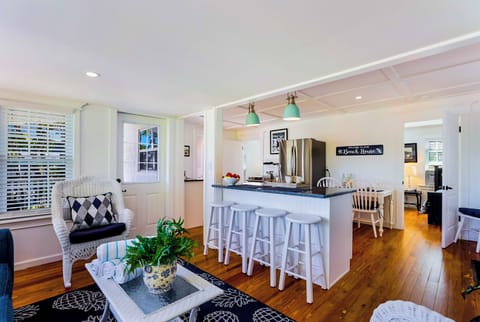 Breakfast Bar Seating