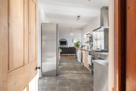 Walltree House - StayCotswold