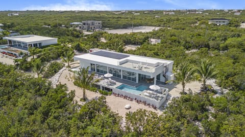 Caicos Breeze Villa