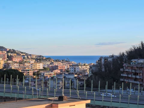 Sky, Plant, Cloud, Daytime, Azure, Nature, Tree, Land Lot, Building, Architecture