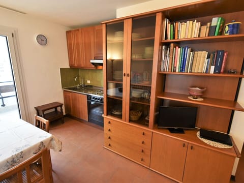 Furniture, Property, Cabinetry, Shelf, Bookcase, Wood, Drawer, Interior Design, Shelving, Building